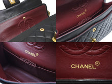 Load image into Gallery viewer, CHANEL シャネル マトラッセ23 Wフラップ Wチェーンショルダーバッグ 2番台 ラムスキン ココマーク ブラック 美品 中古 4b011128