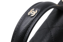 Load image into Gallery viewer, 新品未使用 CHANEL シャネル チェーンウォレット 財布 ランダム番台 ココマーク キャビアスキン キルティング ゴールド金具 中古 4b011145