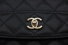 Load image into Gallery viewer, 新品未使用 CHANEL シャネル チェーンウォレット 財布 ランダム番台 ココマーク キャビアスキン キルティング ゴールド金具 中古 4b011145
