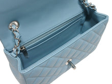 Load image into Gallery viewer, 新品同様 CHANEL シャネル ミニマトラッセ19 ターコイズ ブルー ランダム ラムスキン ココマーク シルバー金具 中古 4b011173