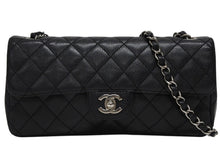 Load image into Gallery viewer, 極美品 CHANEL シャネル イーストウエスト ショルダーバッグ キャビアスキン 9番台 黒×シルバー 中古 4b011165