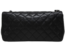 Load image into Gallery viewer, 極美品 CHANEL シャネル イーストウエスト ショルダーバッグ キャビアスキン 9番台 黒×シルバー 中古 4b011165