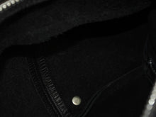 Load image into Gallery viewer, 極美品 CHROME HEARTS クロムハーツ #1 SNAT PACK スナットパック ウエストバッグ ガンスリンガーベルト レザー ブラック 中古 4b011157