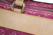 Load image into Gallery viewer, 極美品 LOUIS VUITTON ルイヴィトン ネオスピーディ ハンドバッグ M95214 モノグラムデニム ゴールド金具 ピンク 中古 4b011192