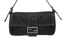 Load image into Gallery viewer, FENDI フェンディ マンマバケット ワンショルダーバッグ 26424 デニム レザー インディゴブルー シルバー金具 美品 中古 4b010954