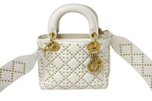 Load image into Gallery viewer, CHRISTIAN DIOR クリスチャンディオール LADY DIOR レディディオール スタッズスモールハンド 2WAYバッグ ホワイト 美品 中古 4b001124