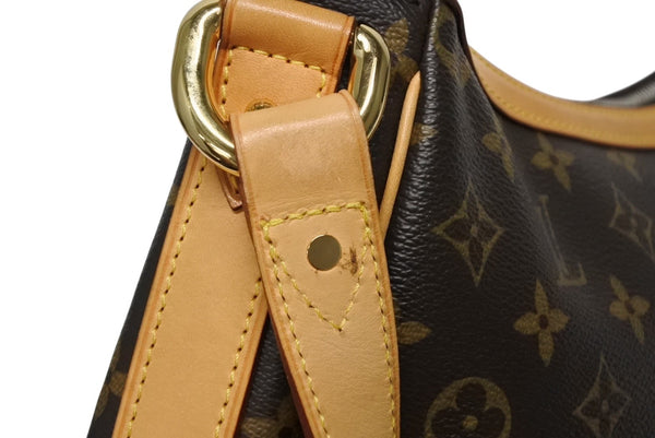 LOUIS VUITTON ルイヴィトン トゥラムPM ワンショルダーバッグ M40076 モノグラム PVC レザー ブラウン 廃盤 美品 中古 4b011271