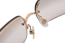 Load image into Gallery viewer, 極美品 CHANEL シャネル ココマーク リムレス サングラス 4104-B イタリア製 メタル ラインストーン ゴールド金具 サイズ62◻︎15 中古 4b011283