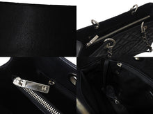 Load image into Gallery viewer, CHANEL シャネル マトラッセ GSTチェーントート A50995 13番台 キャビアスキン ブラック シルバー金具 美品 中古 4b001130
