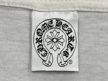 Load image into Gallery viewer, CHROME HEARTS クロムハーツ 長袖Ｔシャツ FOTI フォティ ハリスティーター プリント ホワイト 美品 中古 4b011338