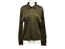 Load image into Gallery viewer, 極美品 ISSEY MIYAKE イッセイミヤケ PLEATS PLEASE プリーツプリーズ 長袖シャツ PP91-JJ203 サイズ4 カーキ 中古 4b010935