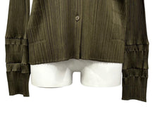 Load image into Gallery viewer, 極美品 ISSEY MIYAKE イッセイミヤケ PLEATS PLEASE プリーツプリーズ 長袖シャツ PP91-JJ203 サイズ4 カーキ 中古 4b010935