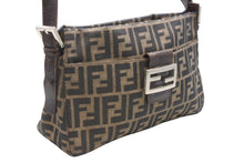 Load image into Gallery viewer, FENDI フェンディ ズッカ柄 ワンショルダーバッグ イタリア製 キャンバス レザー ブラウン シルバー金具 美品 中古 4b011245