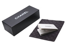 Load image into Gallery viewer, 極美品 CHANEL シャネル ココマーク ハーフリム サングラス サイズ62◻︎15 120 プラスチック メタル ラインストーン グレー ブルー シルバー金具 中古 4b011436