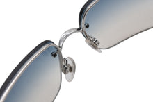 Load image into Gallery viewer, 極美品 CHANEL シャネル ココマーク ハーフリム サングラス サイズ62◻︎15 120 プラスチック メタル ラインストーン グレー ブルー シルバー金具 中古 4b011436