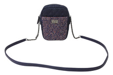 Load image into Gallery viewer, 極美品 CHANEL シャネル ショルダーバッグ 2.55 ブルー レッド デニム ツイード レザー 22番台 ブラック金具 中古 4b001143