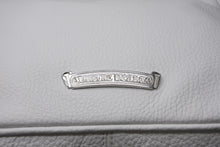 Load image into Gallery viewer, 新品未使用 CHROME HEARTS クロムハーツ チキンナゲットスモール ショルダーバッグ スター ホワイト レザー シルバー925 中古 4b011487