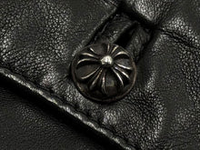 Load image into Gallery viewer, 極美品 CHROME HEARTS クロムハーツ テーラード レザー ジャケット クロスボール ボタン ラムレザー ブラック 黒 サイズ S 中古 4b011506