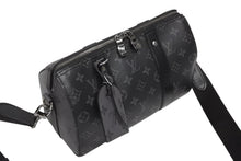 Load image into Gallery viewer, 極美品 LOUIS VUITTON ルイヴィトン シティ キーポル ショルダーバッグ M45936 モノグラム リバース エクリプス キャンバス 中古 4b011582