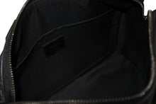 Load image into Gallery viewer, 極美品 LOUIS VUITTON ルイヴィトン シティ キーポル ショルダーバッグ M45936 モノグラム リバース エクリプス キャンバス 中古 4b011582