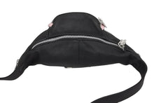 Load image into Gallery viewer, 極美品 CHROME HEARTS クロムハーツ SNAT PACK MINI スナットパックミニ レザーボディバッグ ダガージップ ガンスリンガーベルト 中古 4b011590