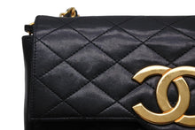 Load image into Gallery viewer, CHANEL シャネル Sフラップ チェーンショルダーバッグ A01259 0番台 ラムスキン ココマーク ブラック ゴールド金具 美品 中古 4b011575
