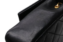 Load image into Gallery viewer, CHANEL シャネル Sフラップ チェーンショルダーバッグ A01259 0番台 ラムスキン ココマーク ブラック ゴールド金具 美品 中古 4b011575
