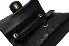 Load image into Gallery viewer, 極美品 CHANEL シャネル マトラッセ23 Wフラップ Wチェーンショルダーバッグ 4番台 ラムスキン ココマーク ブラック 中古 4b011577
