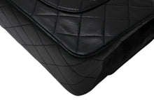Load image into Gallery viewer, CHANEL シャネル マトラッセ25 Wフラップ Wチェーンショルダーバッグ A2600 1番台 ラムスキン ココマーク ブラック 美品 中古 4b011405