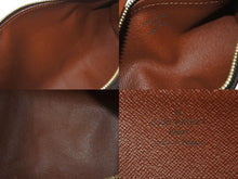 Load image into Gallery viewer, LOUIS VUITTON ルイヴィトン パピヨン30 モノグラムキャンバス ハンドバッグ 旧型 筒形 M51365 ブラウン 美品 中古 4b001161