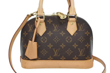Load image into Gallery viewer, 極美品 LOUIS VUITTON ルイヴィトン アルマBB 2WAYハンドバッグ M46990 モノグラム ゴールド金具 現行モデル 中古 4b011549