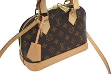 Load image into Gallery viewer, 極美品 LOUIS VUITTON ルイヴィトン アルマBB 2WAYハンドバッグ M46990 モノグラム ゴールド金具 現行モデル 中古 4b011549