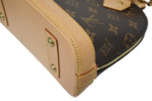 Load image into Gallery viewer, 極美品 LOUIS VUITTON ルイヴィトン アルマBB 2WAYハンドバッグ M46990 モノグラム ゴールド金具 現行モデル 中古 4b011549
