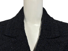 Load image into Gallery viewer, 極美品 CHANEL シャネル ツイードコート P64017V49031 サイズ34 ココマーク ブラック ネイビー プリーツ 中古 4b011496
