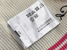 Load image into Gallery viewer, 極美品 CHANEL シャネル タンクトップ ノースリーブ トップス P78699K11361 サイズ34 ココマーク アイボリー ピンク ロゴ刺繍 中古 4b011498