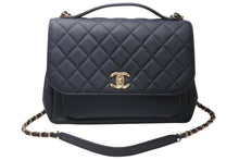 Load image into Gallery viewer, 極美品 CHANEL シャネル マトラッセ 2WAY チェーンショルダーバッグ 28番台 ネイビー キャビアスキン シルバー金具 中古 4b012730