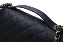 Load image into Gallery viewer, 極美品 CHANEL シャネル マトラッセ 2WAY チェーンショルダーバッグ 28番台 ネイビー キャビアスキン シルバー金具 中古 4b012730