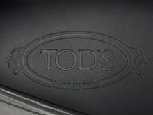Load image into Gallery viewer, 極美品 TOD'S トッズ ゴンミーニ XXM52K0HW20BL0B999 ドライビングシューズ レザー ローファー サイズ6.5 中古 4b010717