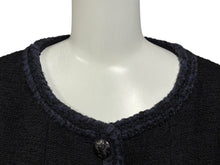 Load image into Gallery viewer, 極美品 CHANEL シャネル ツイードジャケット P79356V71693 サイズ36 セーラーカラー ココマーク ブラック ホワイト 中古 4b011494