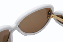 Load image into Gallery viewer, 新品同様 LOEWE ロエベ サングラス アイウェア LW40132I 25G サイズ65□14 145 アナグラム ホワイト ゴールド 中古 4b011777