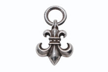 Load image into Gallery viewer, 極美品 CHROME HEARTS クロムハーツ BSフレア ペンダントトップ ラージ チャーム 重量約25.3g 中古 4b011705