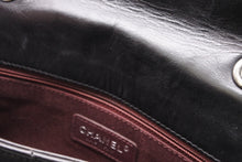 Load image into Gallery viewer, CHANEL シャネル Sフラップ Wチェーンショルダーバッグ 21番台 ココマーク カーフスキン ブラック シルバー金具 美品 中古 4b011815