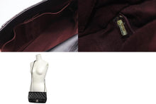 Load image into Gallery viewer, CHANEL シャネル Sフラップ Wチェーンショルダーバッグ 21番台 ココマーク カーフスキン ブラック シルバー金具 美品 中古 4b011815