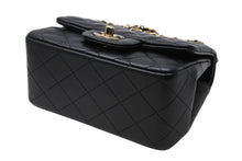 Load image into Gallery viewer, 新品同様 CHANEL シャネル ミニマトラッセ16 Sフラップ Sチェーンショルダーバッグ ランダム番台 ココマーク ラムスキン ブラック 中古 4b011816