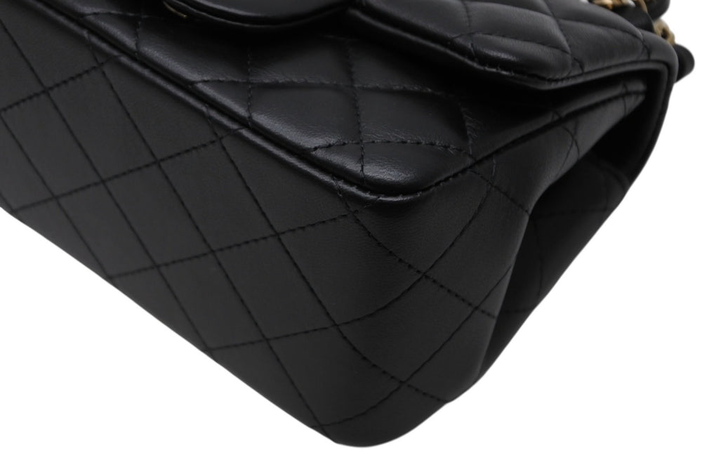 新品同様 CHANEL シャネル ミニマトラッセ16 Sフラップ Sチェーンショルダーバッグ ランダム番台 ココマーク ラムスキン ブラック 中古 4b011816