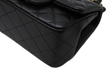 Load image into Gallery viewer, 新品同様 CHANEL シャネル ミニマトラッセ16 Sフラップ Sチェーンショルダーバッグ ランダム番台 ココマーク ラムスキン ブラック 中古 4b011816