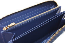 Load image into Gallery viewer, 新品未使用 LOUIS VUITTON ルイヴィトン モノグラム デニム ジッピー ウォレット チェリー 新作 M23161 村上隆 ブルー 中古 4b011858