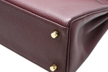 Load image into Gallery viewer, 新品同様品 HERMES エルメス KELLY ケリー25 2WAYハンドバッグ 内縫い トゴ ルージュアッシュゴールド金具 A刻印 4b012348