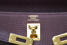 Load image into Gallery viewer, 新品同様品 HERMES エルメス KELLY ケリー25 2WAYハンドバッグ 内縫い トゴ ルージュアッシュゴールド金具 A刻印 4b012348