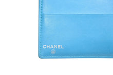 Load image into Gallery viewer, CHANEL シャネル カードケース 6番台 ウォレットチェーン ココマーク ナイロン レザー ブラック ブルー 美品 中古 4b011862